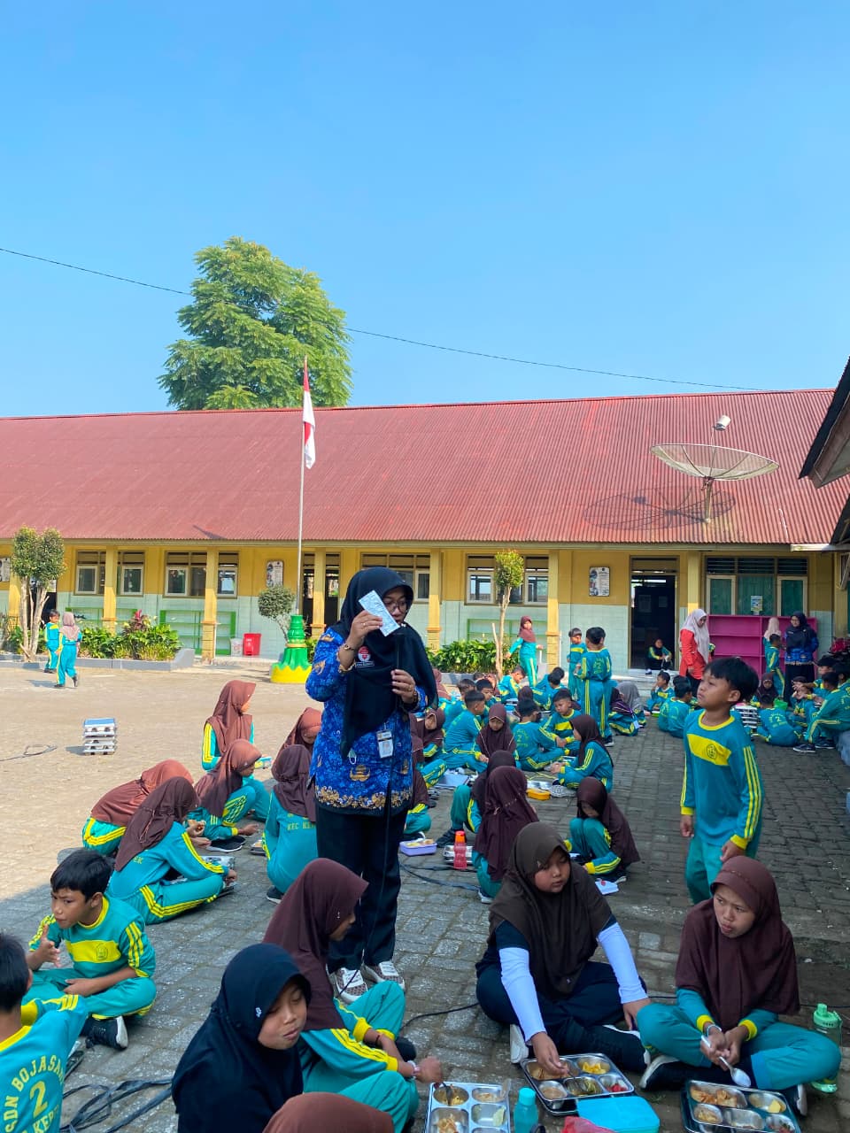 Aksi bergizi di SD N 1 Bojasari dan SD N 2 Bojasar
